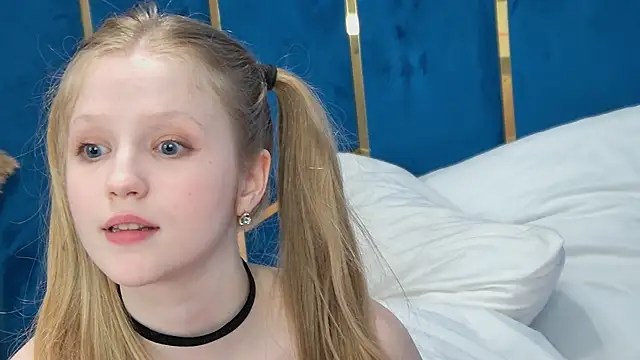 LilianHowards Live XXX-Chat