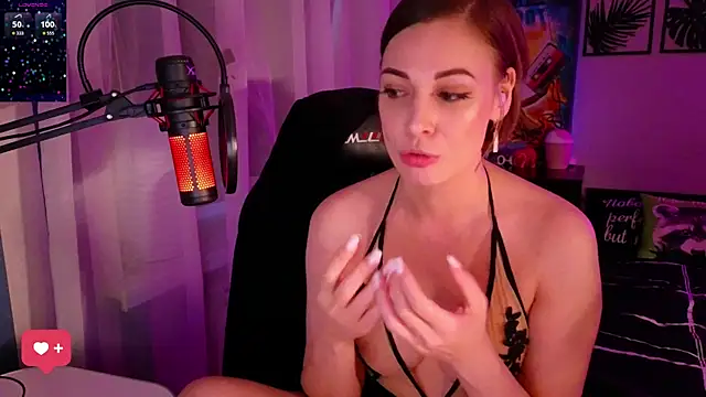 צ'אט XXX בשידור חי של LadyLLS