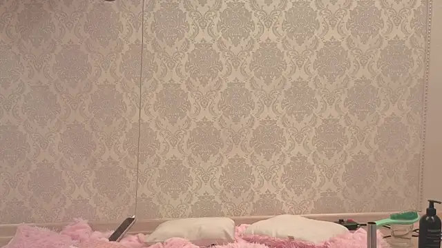 LesleyMil Live XXX-Chat