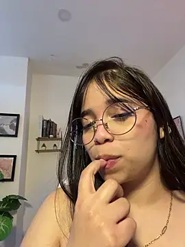 tati_reyess Live XXX-Chat