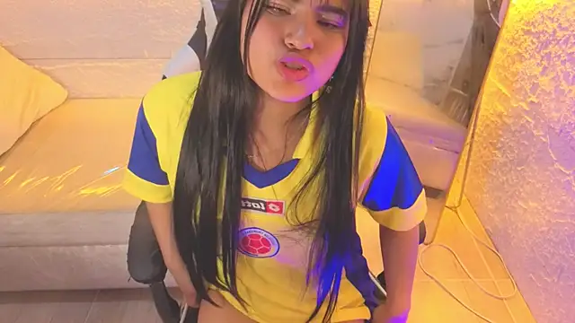 Paulette_v Live XXX-Chat