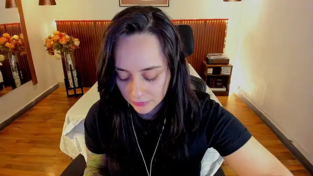 KatherineBond Live XXX-chat