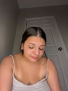 Chat XXX en directo de treasurebabii