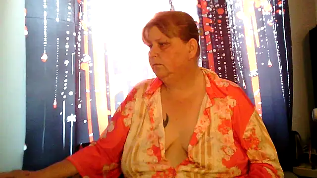 Sylviastar46 Live XXX-chat