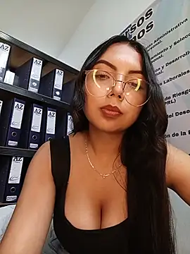 JENNIFER__03 Live XXX-chat