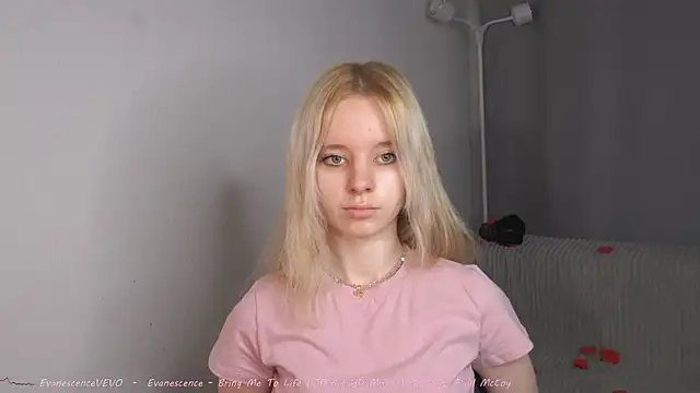 צ'אט XXX בשידור חי של quake_123