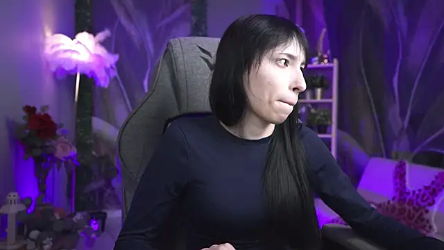 SeraphineSparda's Live XXX Chat