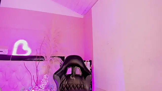 XXX chat uživo modela Julieth_Caandy