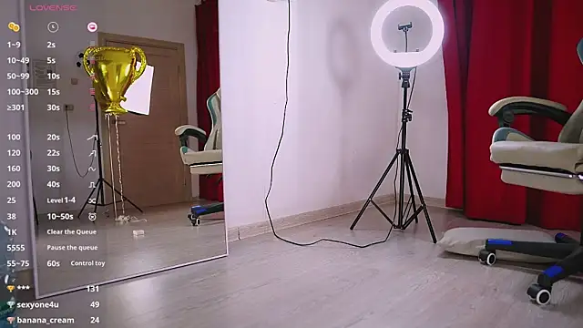 Amelia_Skyee Adlı Modelin Canlı XXX Sohbeti