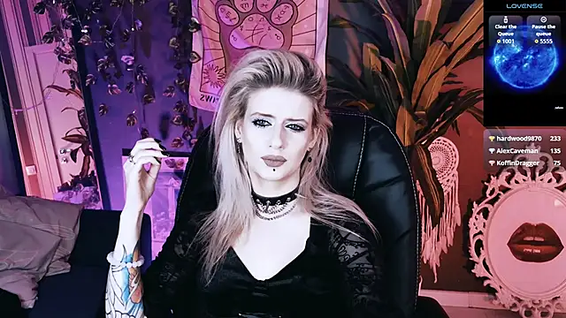 Chatroom XXX en direct de Noah_ElmerX