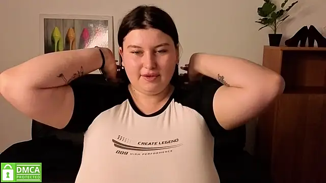 צ'אט XXX בשידור חי של Katina_deeplou4