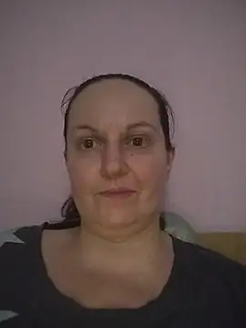 BustyLadyAlma's Live XXX Chat