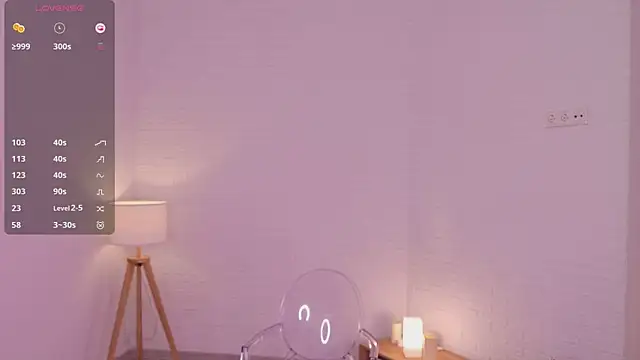 Živý XXX chat Monicacringe