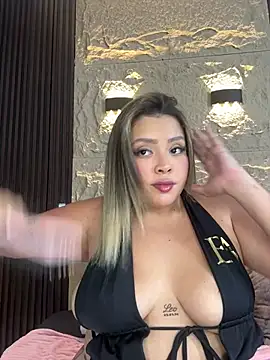 צ'אט XXX בשידור חי של GenesisBlaze