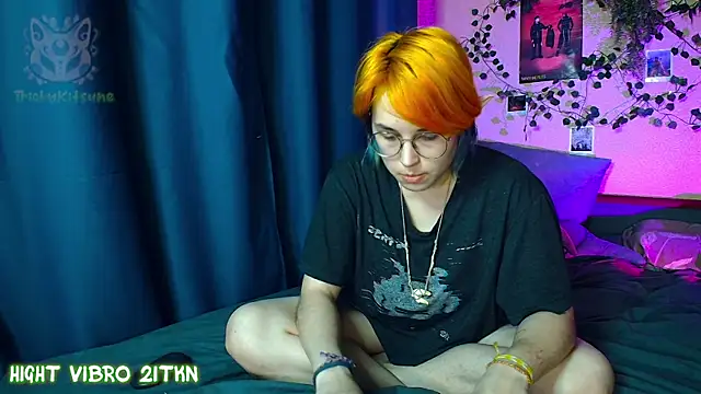 TrickyKitsune Live XXX-chat