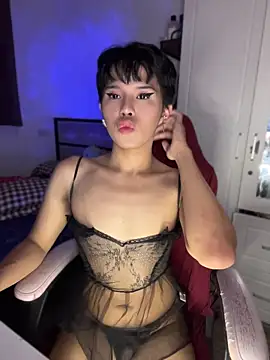 Plaxxxtique's Live XXX Chat