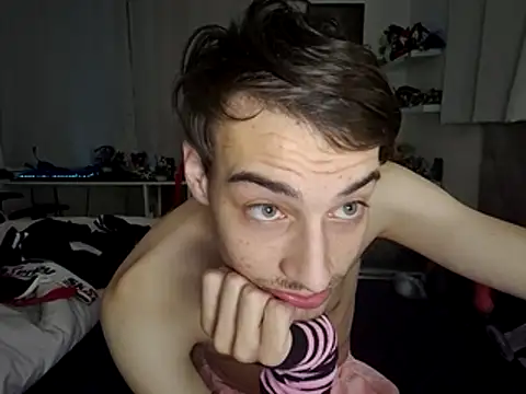 Smelly-Ewan-stinks webkamerás műsora