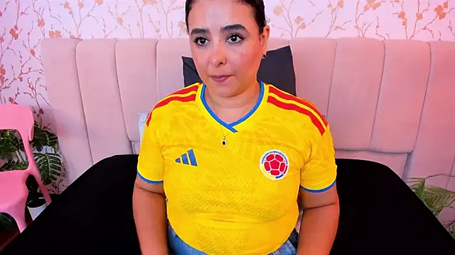 taylor_bennet's Live XXX Chat