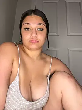treasurebabii Chat XXX in diretta