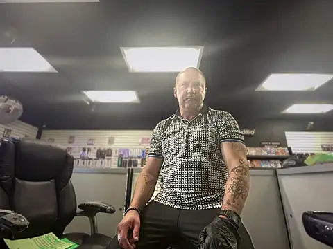 RawRyder8's Live XXX Chat