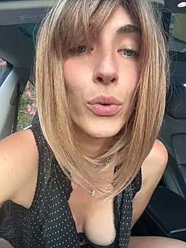 SugarLily24 Live XXX-Chat