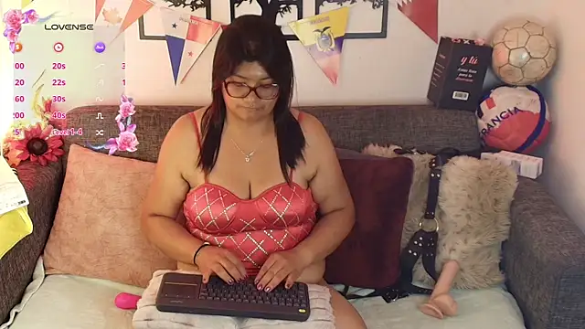 HelenaWinterbourne's Live XXX Chat