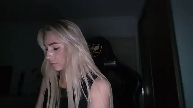 Solariaki Live XXX-Chat
