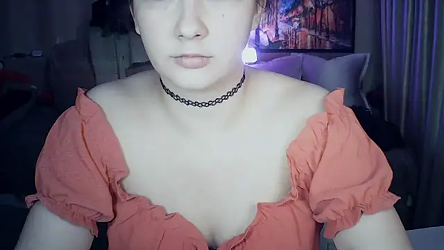 MoodieMira Live XXX-Chat