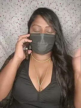Tamil_Romantic_Saro Live XXX-Chat