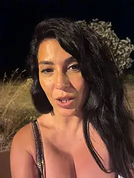 XXX chat uživo modela Cataleya80
