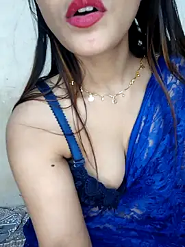 xpihu's Live XXX Chat