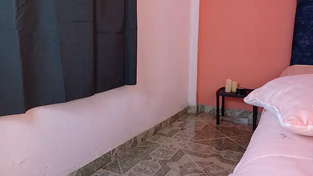 Catalinaa01: απευθείας συνομιλία ΧΧΧ