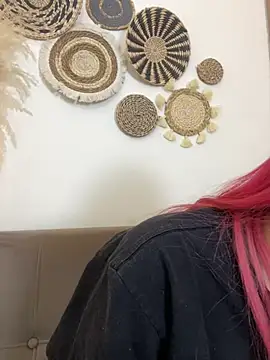 MeraSecretXXX's Live XXX Chat