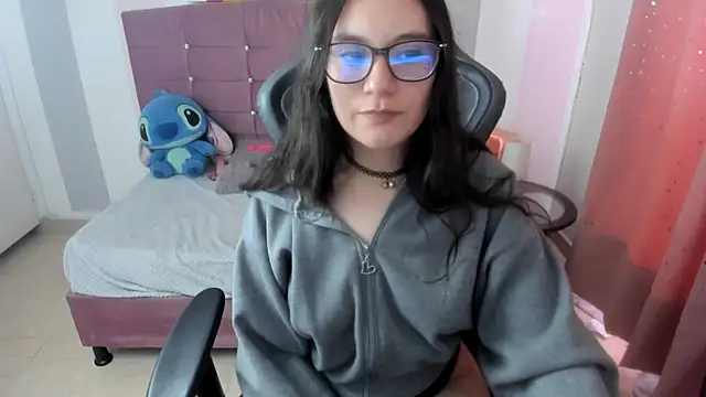 Wanda_sg live XXX chat