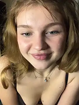 Emaline_Fane Live XXX Chat