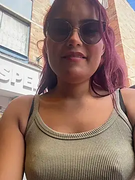 Alexa_Slave Live XXX-chat