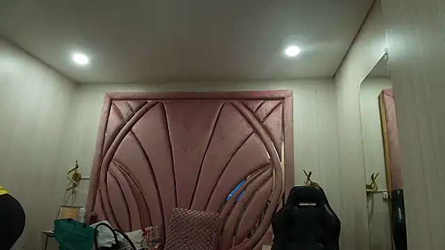 pamelaQenn2's Live XXX Chat
