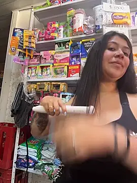 Czat XXX na żywo – emilyjohanson