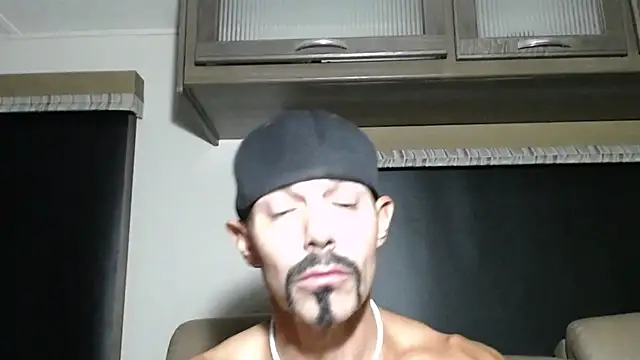 แชท XXX สดของ ThickD2C