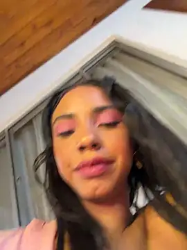 xenia_golden Obrolan Langsung XXX