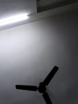 BigCockBong Adlı Modelin Canlı XXX Sohbeti