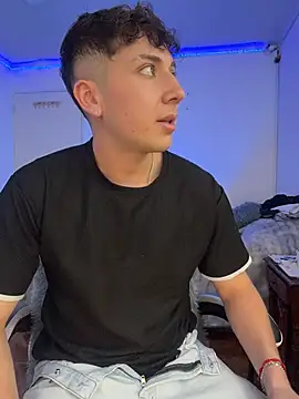 Chat XXX Live OLIVER_K