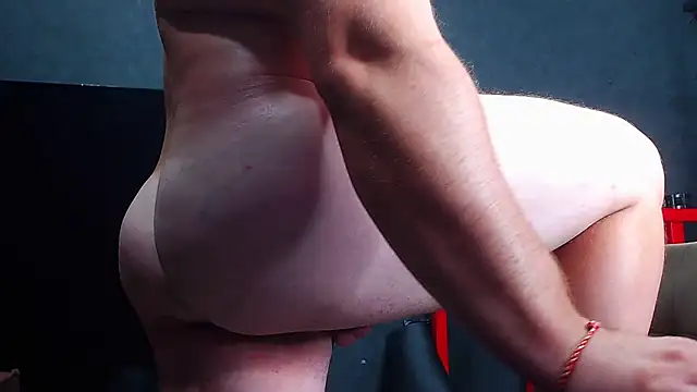 muscularjohnforuXのライブXXXチャット