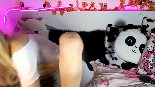 nicollewetpussy Obrolan Langsung XXX