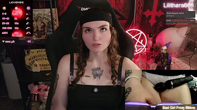 XXX chat uživo modela Lilithara666