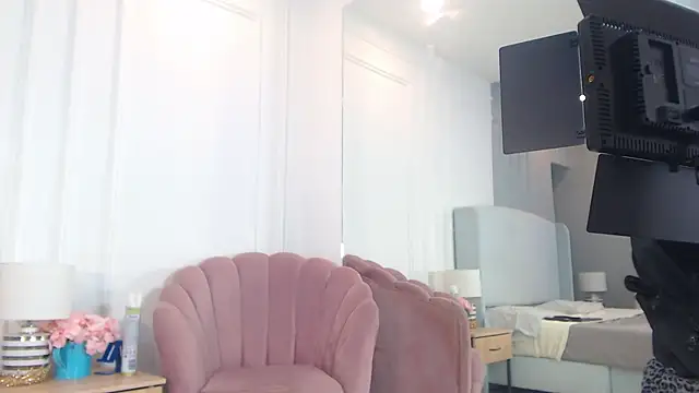 Chatroom XXX en direct de ChantalGarner