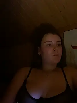 Chatroom XXX en direct de mewKate