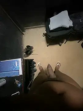 Chat +18 de SeuGuarda2001 ao vivo