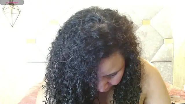 Danielaa_a 라이브 XXX 채팅