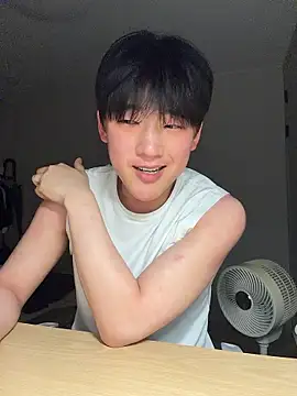 k-kinky 现场XXX聊天